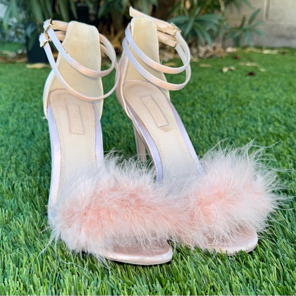 Women’s Top Shop Pink Fuzzy Fur High Heels Stilettos shoes size 7 - 7.5 - Picture 2 of 6